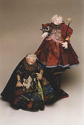 Cloth Doll Pattern for a 12" stump doll that can become an endless variety of characters.She can be made as a peddler, Mrs. Santa, Gypsy, witch or whatever SHE decides!