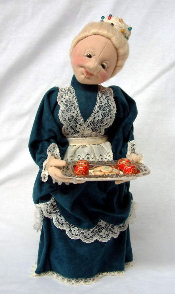 Mrs. Santa - Cloth Doll Pattern by Shelly Hawkey