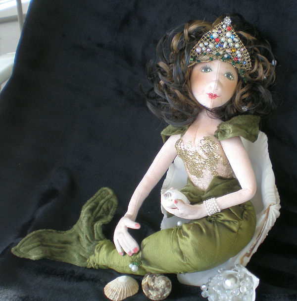 MINERVA The Princess Mermaid pattern by Arley Berryhill.